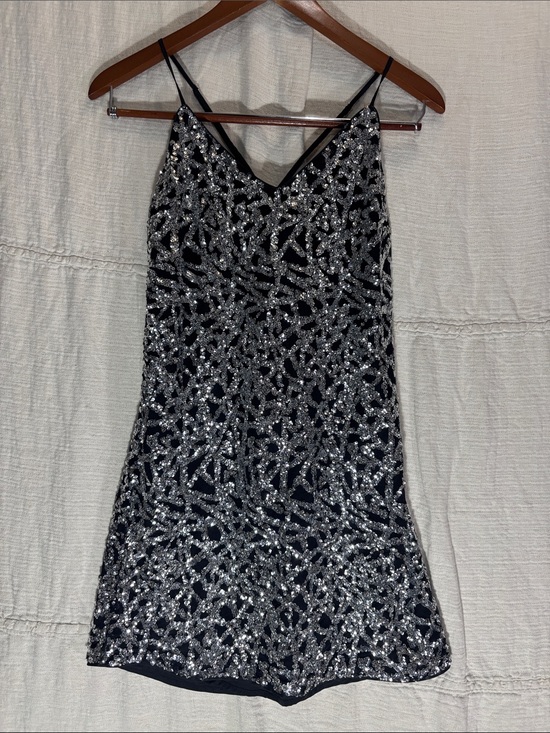 ALI & JAY Dresses & Skirts - ALI & JAY Silver Sequin Black Mesh Mini Dress Size Large EUC NYE Vegas Party